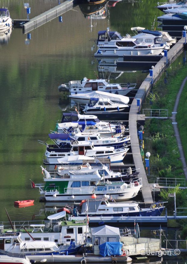 yachthafen senheim mosel