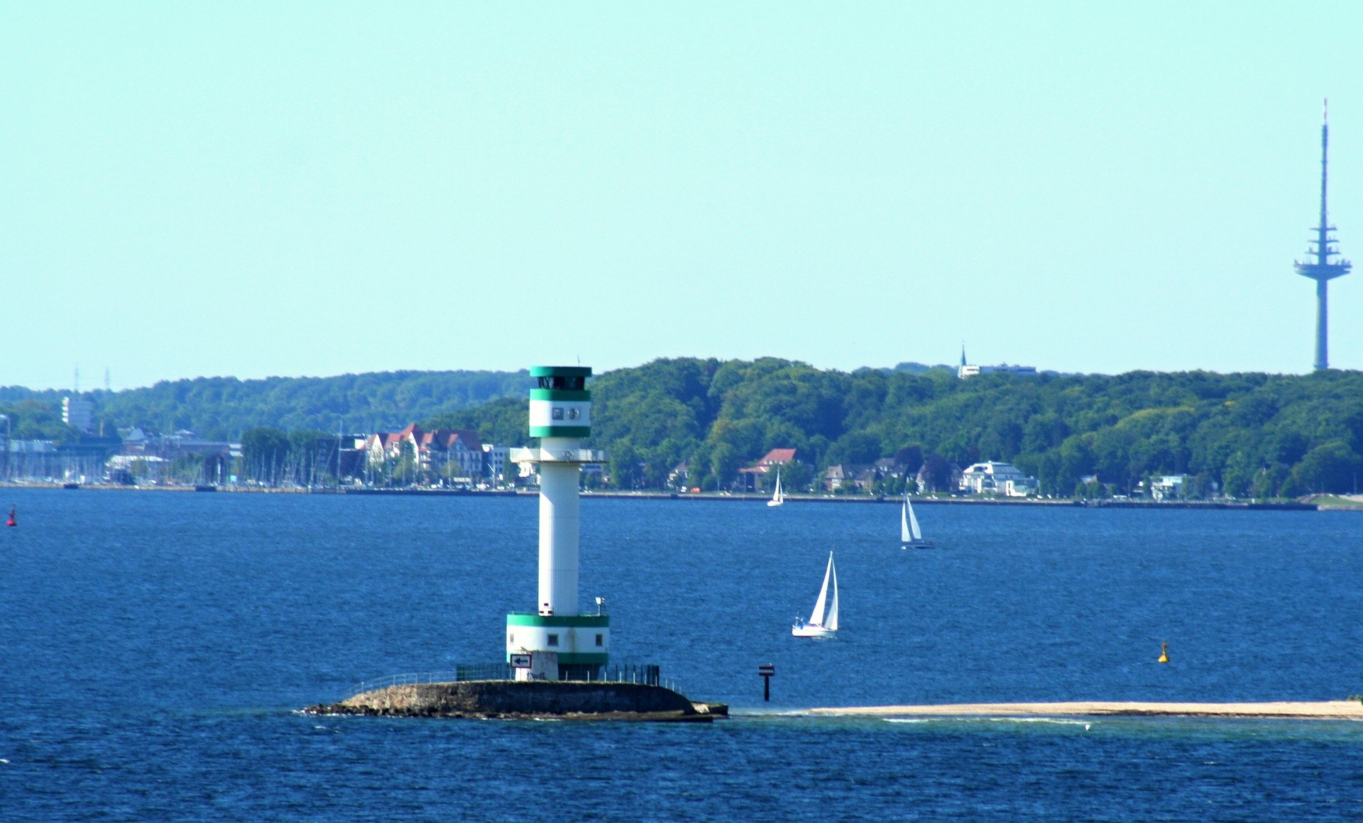 segelyacht gesunken kieler bucht